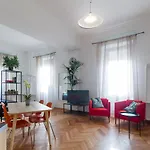 Casa Mazzini 4*