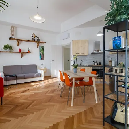 Casa Mazzini 4*